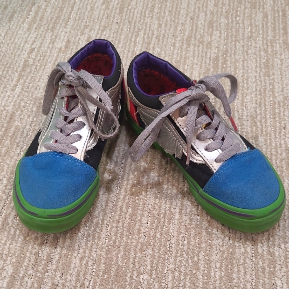 Marvel Vans - Picture 2 of 16